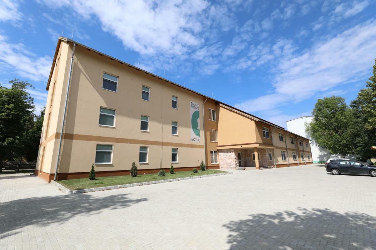 Smart Rooms Székesfehérvár Exterior foto